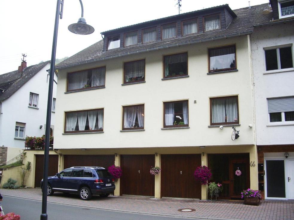 Ferienwohnungen Haus Gisela - Unterkunft Schlossberg Bacharach Bagian luar foto